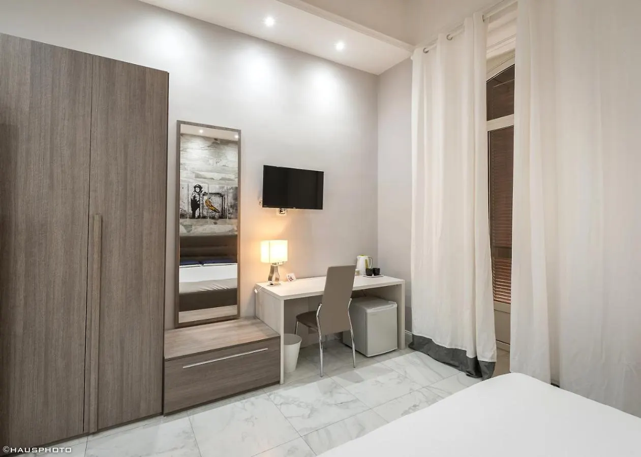 A Durmi Suite Naples Bed & Breakfast