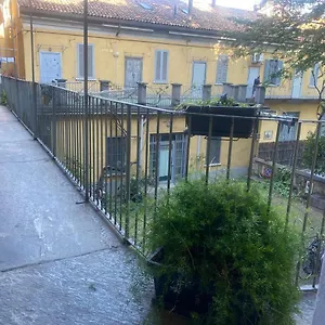 lovelyloft-navigli-tiglio.it-lombardy.com/